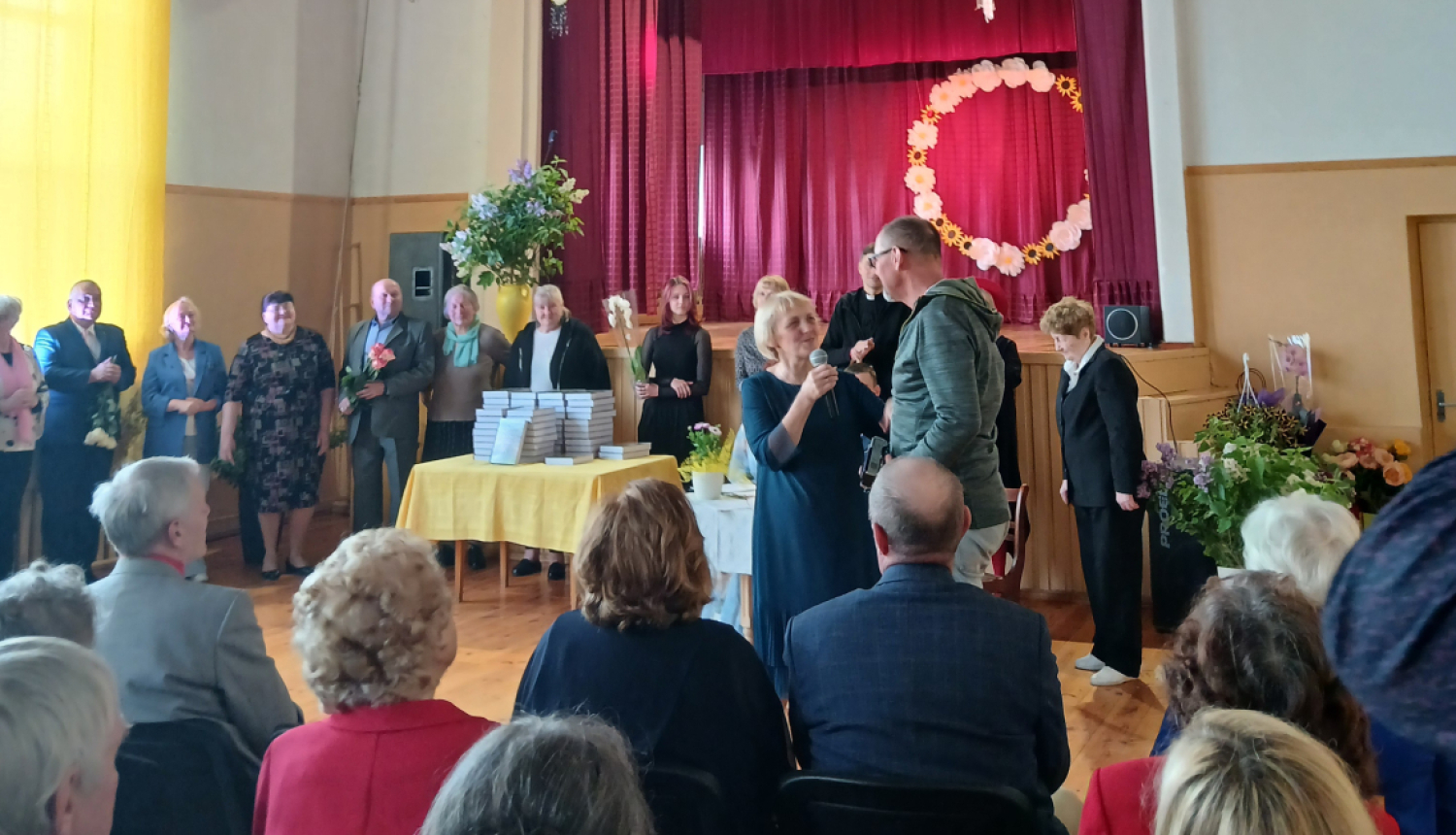 „No šīs zemes cēlušies esam”