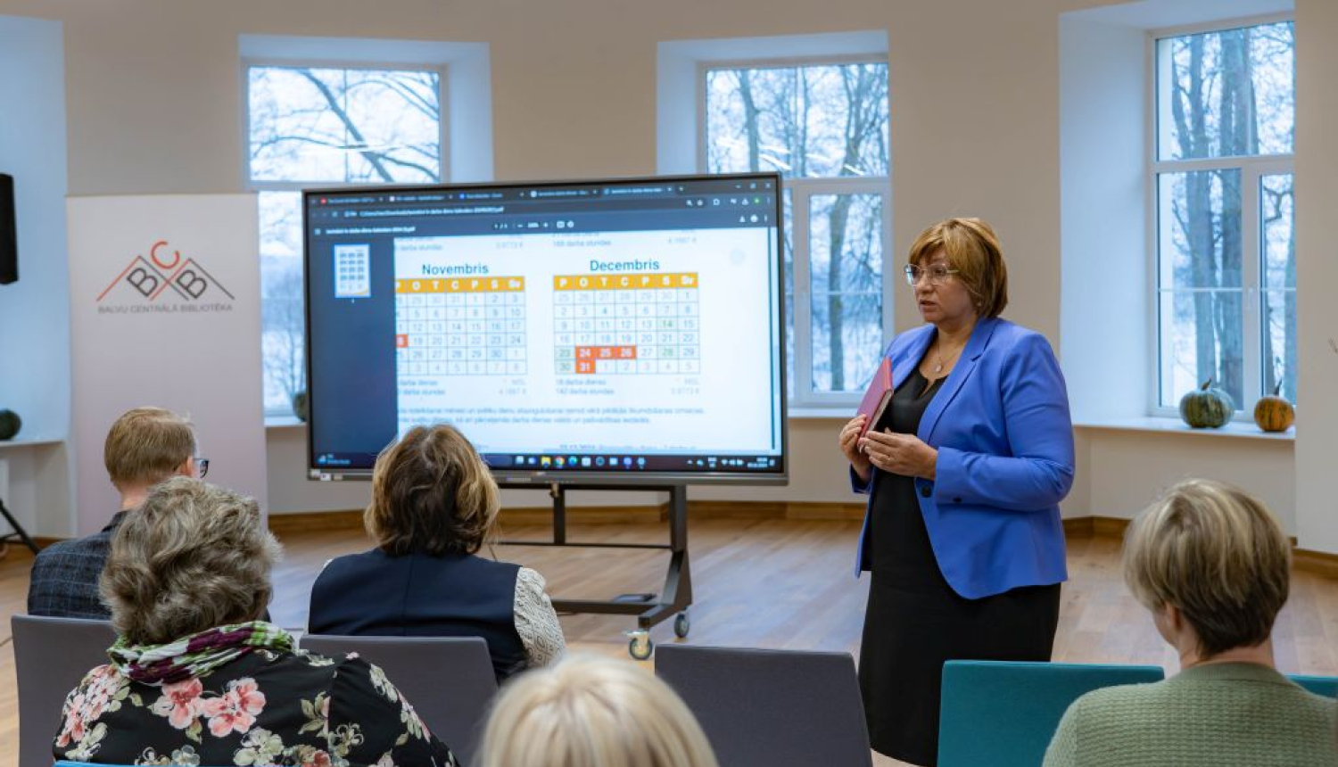 Ikmēneša tikšanās laikā pārrunā aktuālos jautājumus