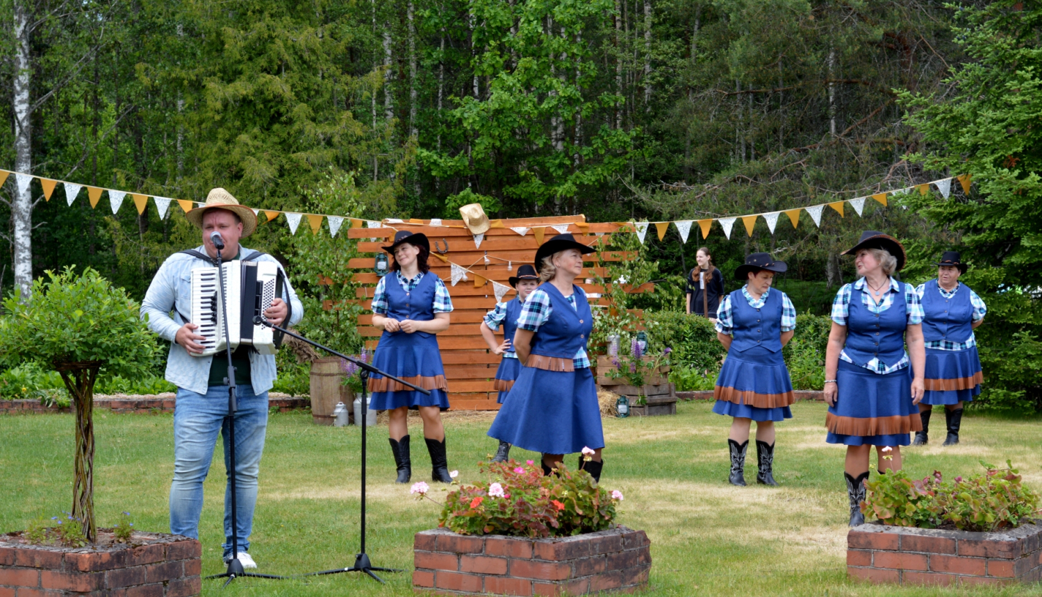 Pēcpusdiena Kubulos amerikāņu gaumē