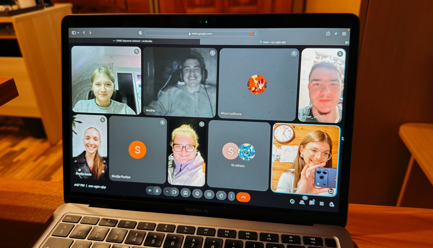 Balvu novada Jauniešu dome videozvanā