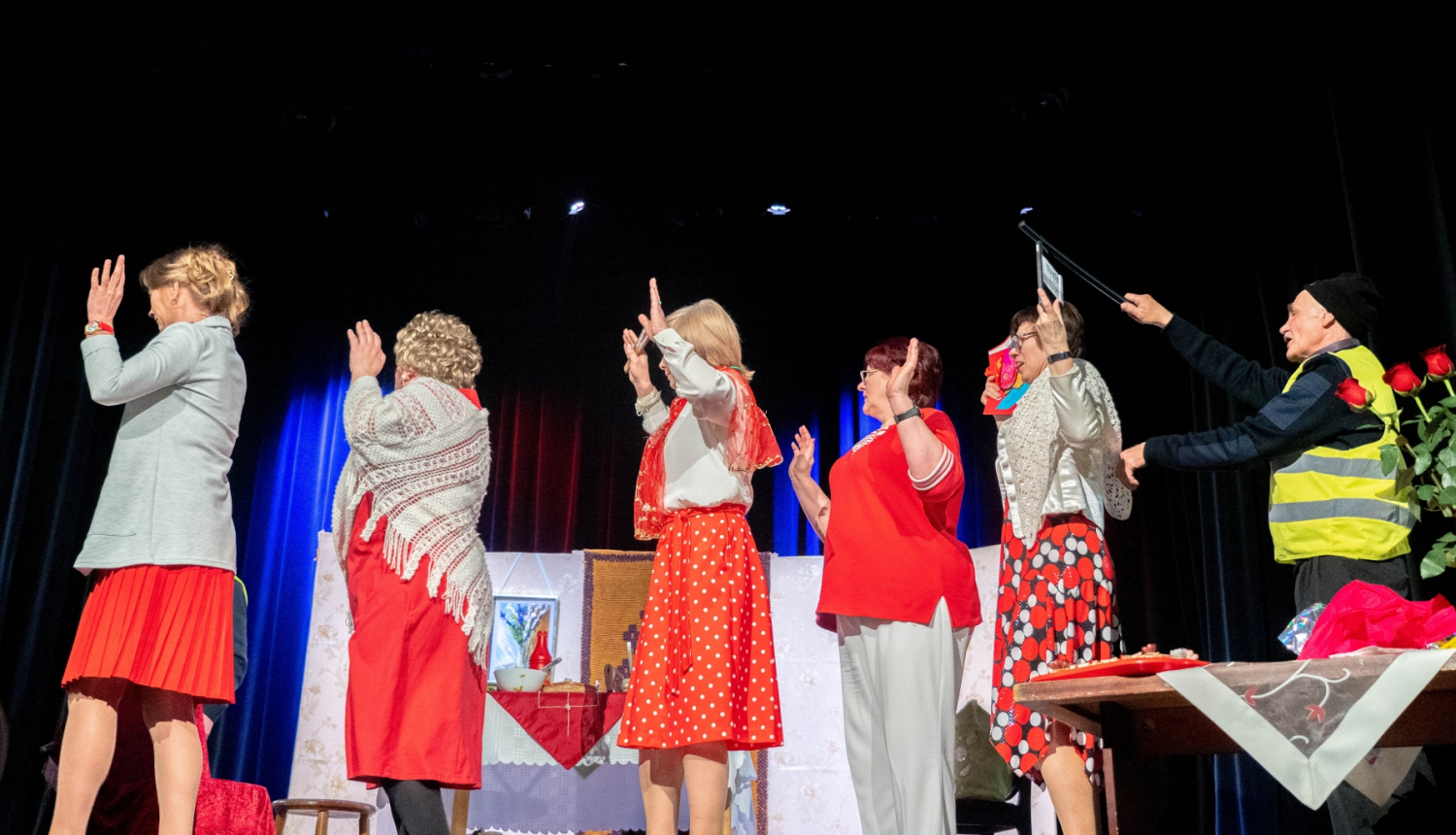 Aizvadīta Balvu novada amatierteātru skate