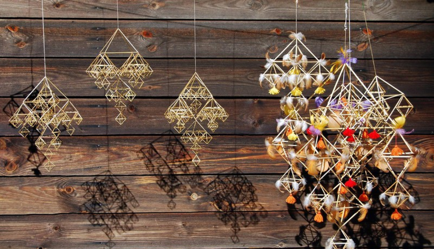 Puzuri dažādos dizainos