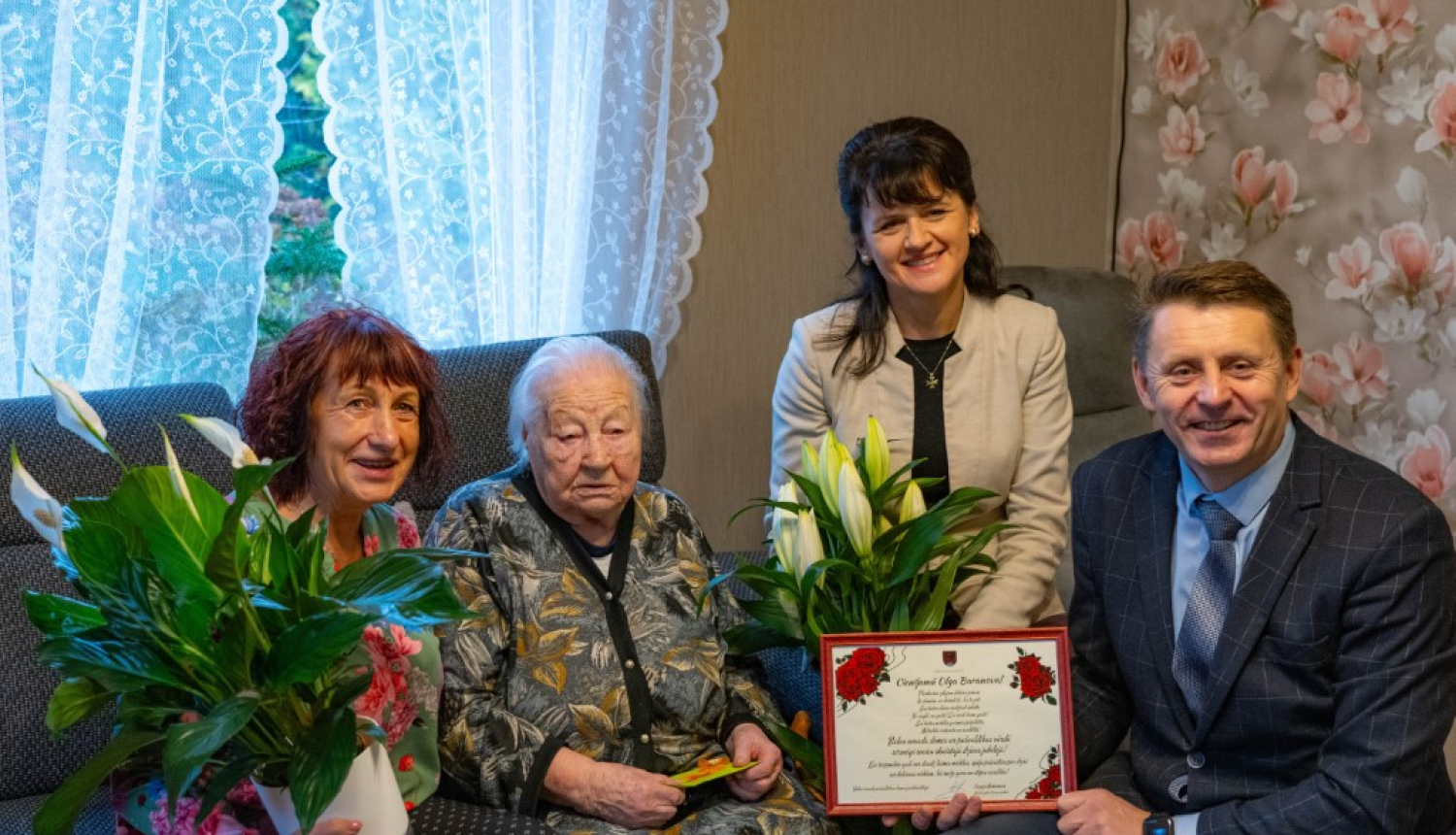 Balvu pilsētas iedzīvotājai Olgai Baranovai  100