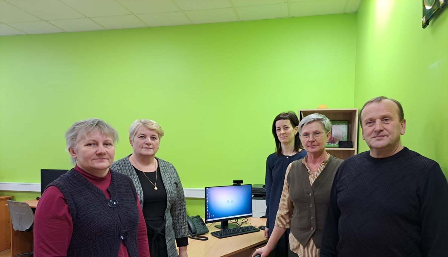 Foto (no kreisās): Anita Kokoreviča, Tamāra Locāne, Lauma Kaļva, Ruta Cibule, Andris Mežals