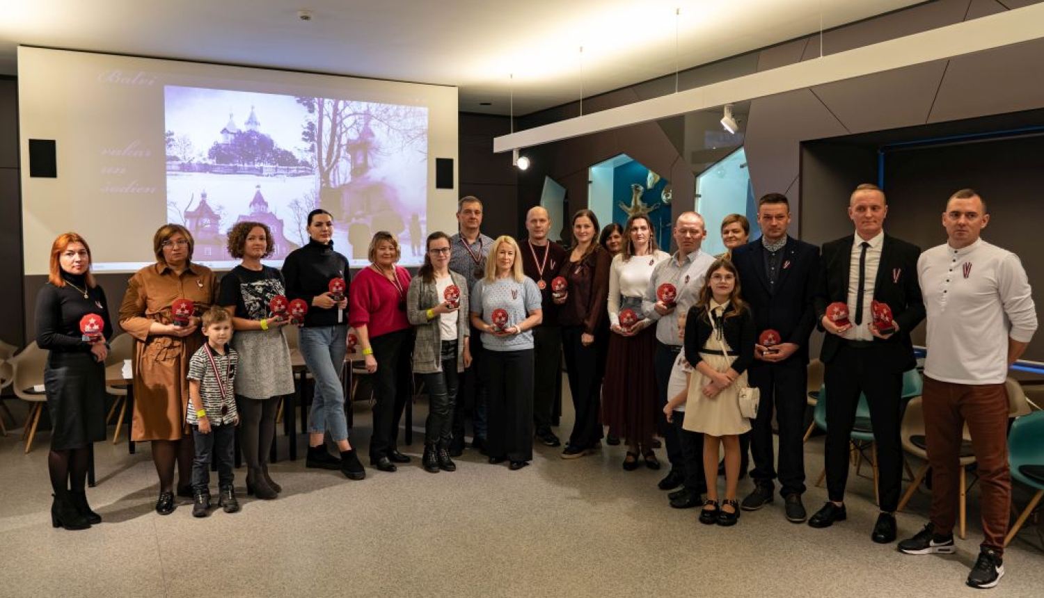 Apbalvoti "Sporto pretī valsts svētkiem 2024" dalībnieki