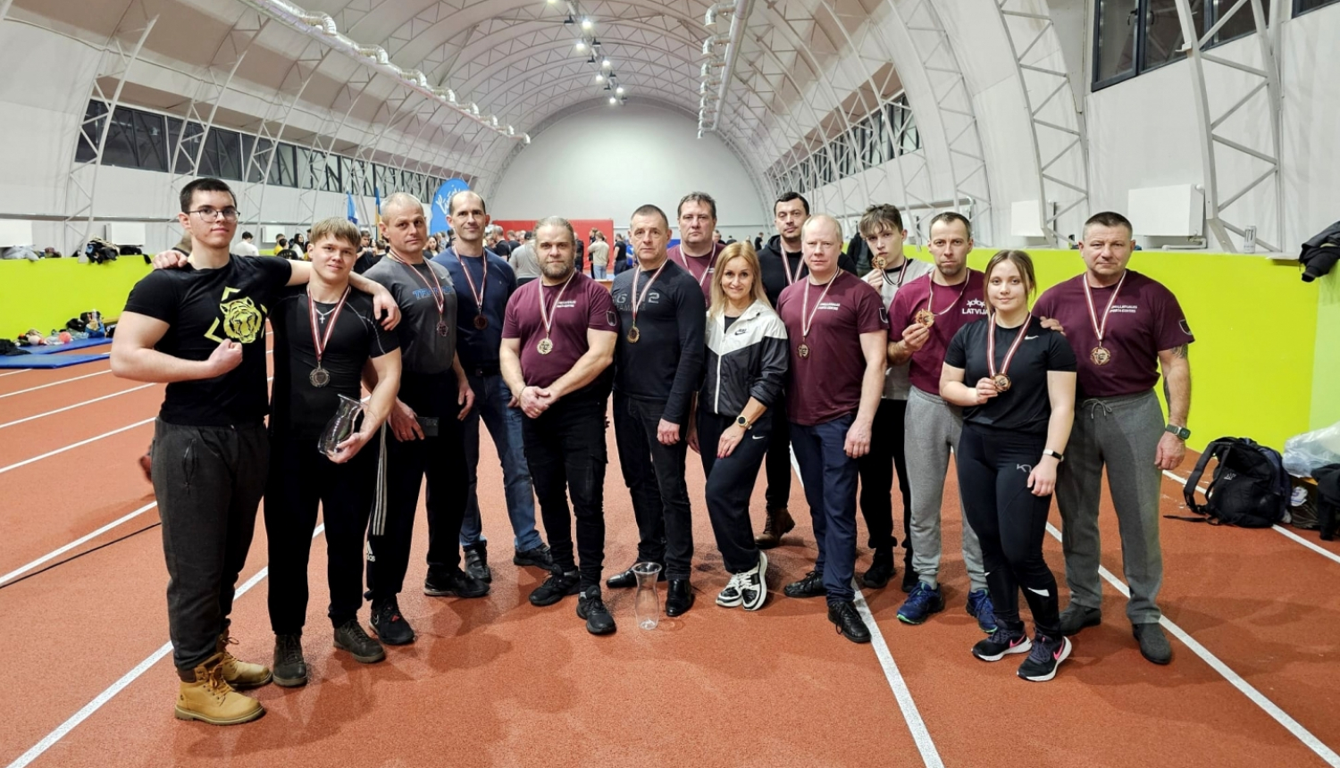 Balvu novada sportistiem veiksmīgs posms spiešanā guļus