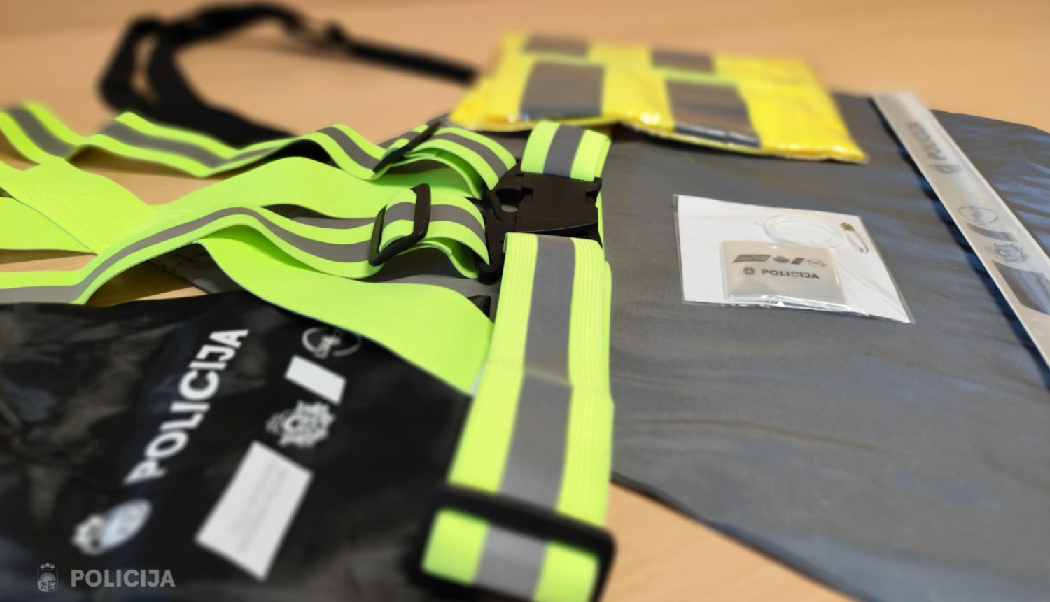 zibakcija izgaismo tumsu