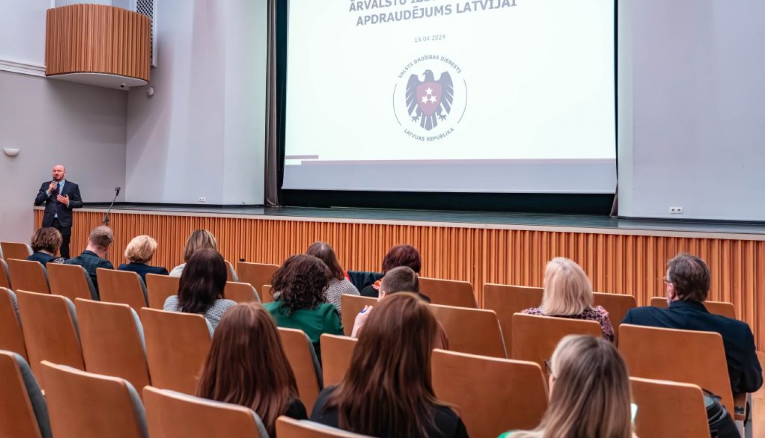 Gūst priekšstatu par ārvalstu izlūku radīto apdraudējumu Latvijai