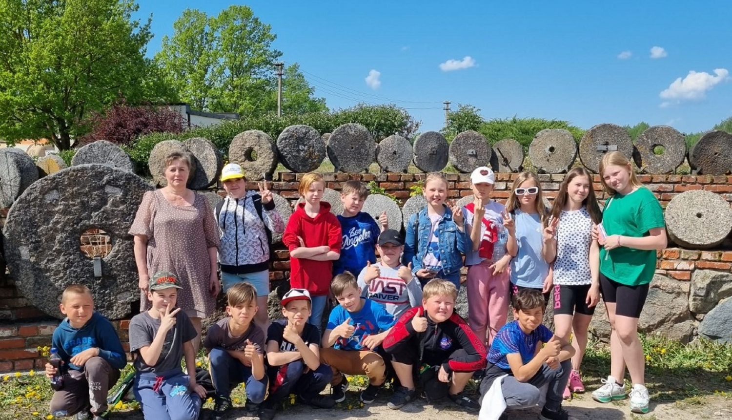 Skolēni gūst noderīgas zināšanas un piedalās aizrautīgās aktivitātēs